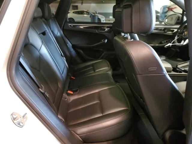 PORSCHE MACAN 2018
