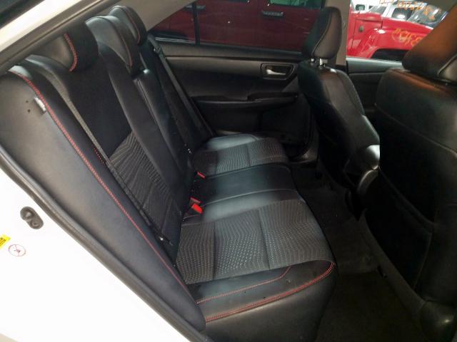 TOYOTA CAMRY LE 2015
