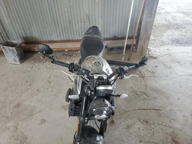 TRIUMPH TRIDENT 660 2022