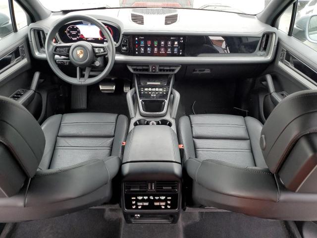 PORSCHE CAYENNE 2024