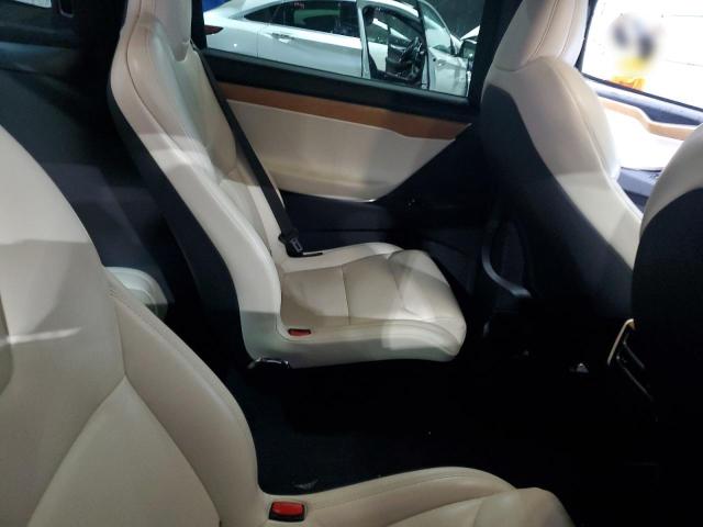 TESLA MODEL X 2020