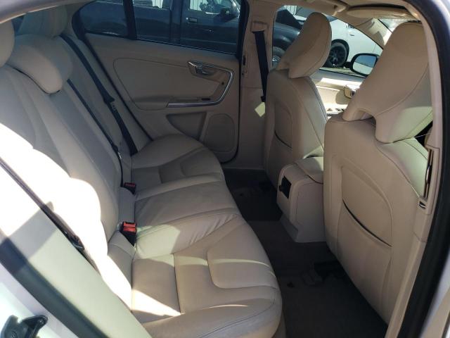 VOLVO S60 T5 2012