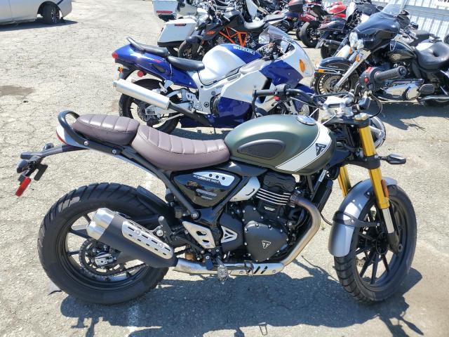 TRIUMPH SCRAMBLER 400 X  2025