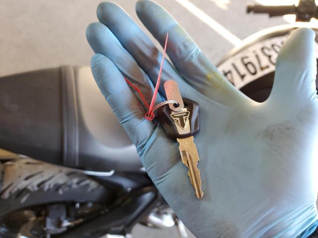 TRIUMPH MOTORCYCLE TRIDENT 660 2023