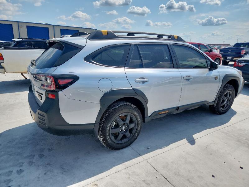 SUBARU OUTBACK WILDERNESS 2024