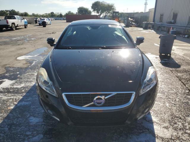 VOLVO C70 T5 2013