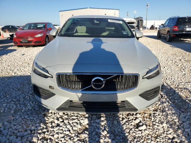 VOLVO S60 T5 MOMENTUM 2019