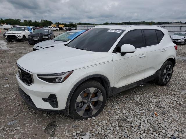 VOLVO XC40 PLUS 2023