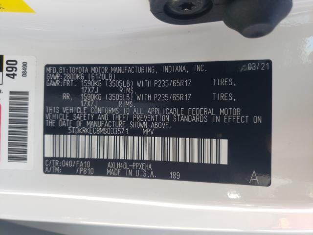 TOYOTA SIENNA LE 2021