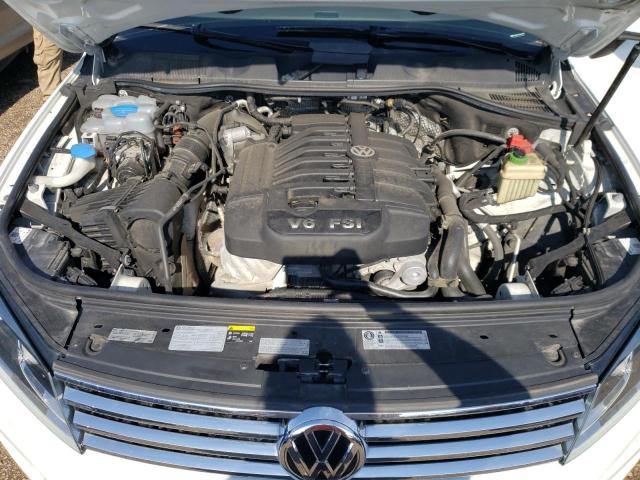 VOLKSWAGEN TOUAREG SPORT 2016