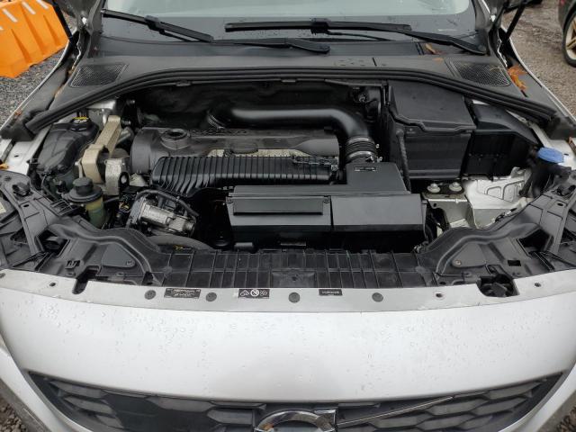 VOLVO V60 CROSS COUNTRY PREMIER 2015