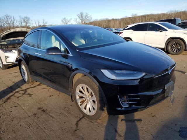 TESLA MODEL X 2020