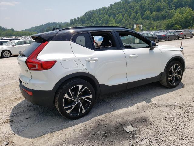 VOLVO XC40 T5 R-DESIGN 2021