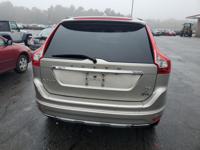 VOLVO XC60 T6 PLATINUM 2016