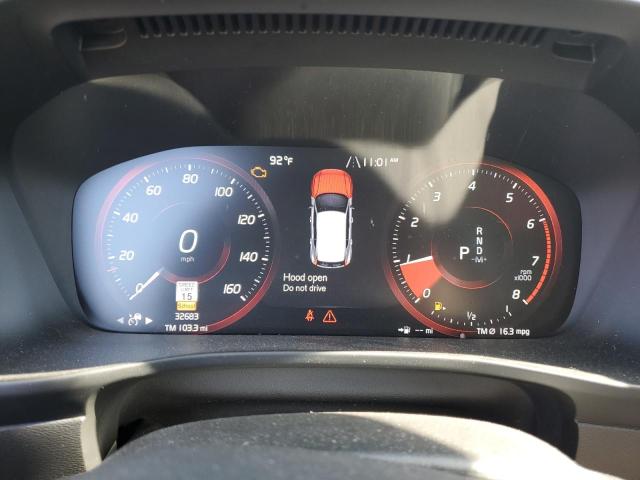 VOLVO XC40 T5 MOMENTUM 2019