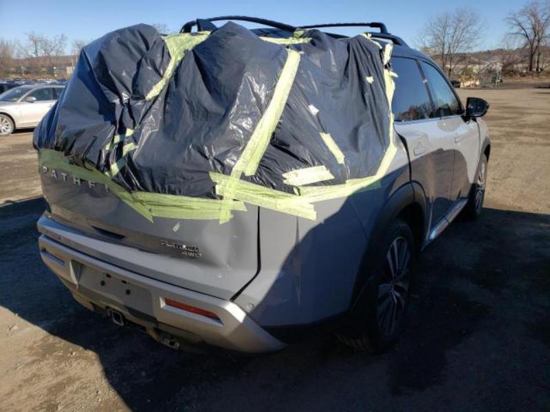 NISSAN PATHFINDER PLATINUM 2021