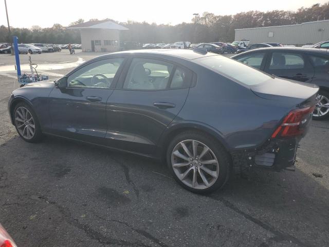 VOLVO S60 T5 MOMENTUM 2021