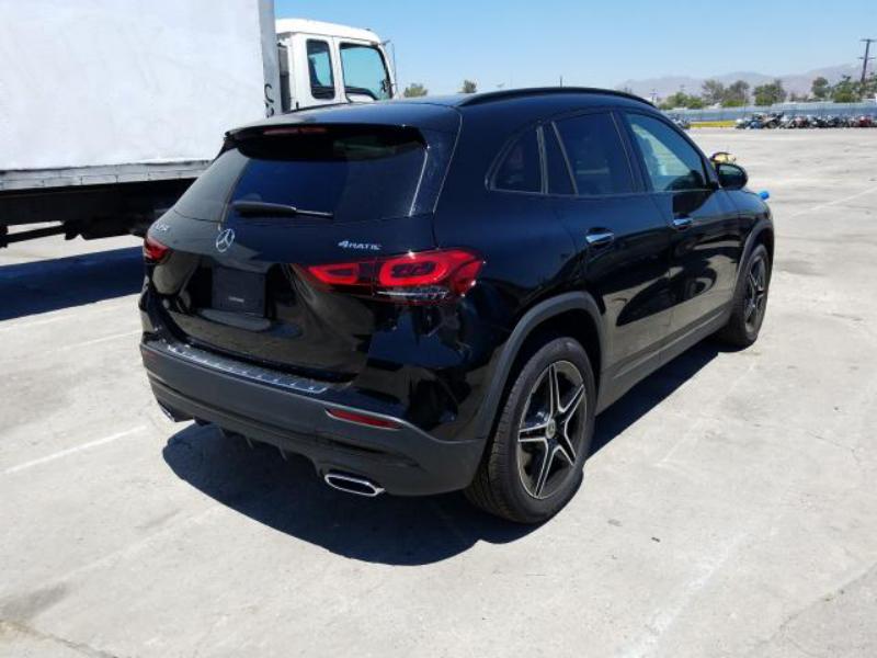 MERCEDES-BENZ GLA 250 4MATIC 2021