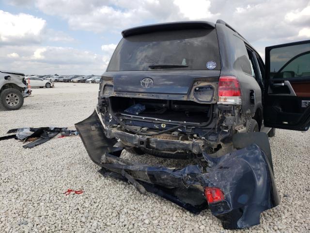 TOYOTA LAND CRUISER 2017