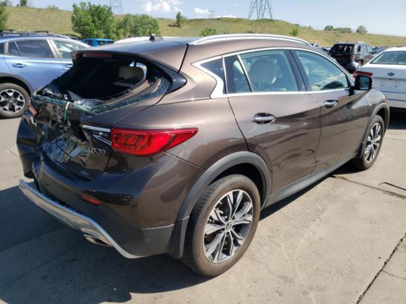 2018 INFINITI QX30 BASE