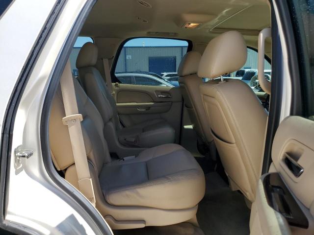 CADILLAC ESCALADE 2011