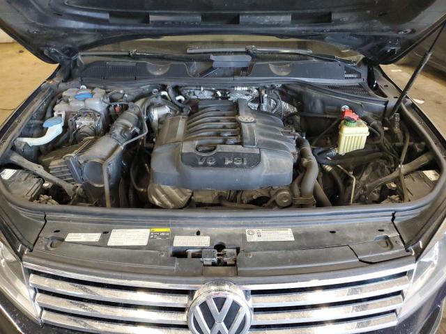 VOLKSWAGEN TOUAREG V6 2015