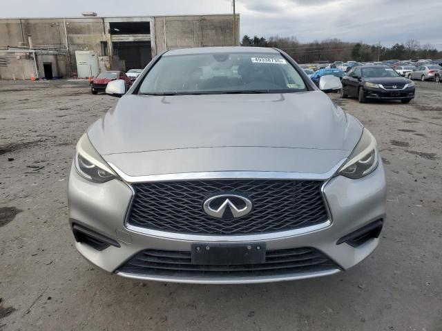 INFINITI QX30 BASE 2017