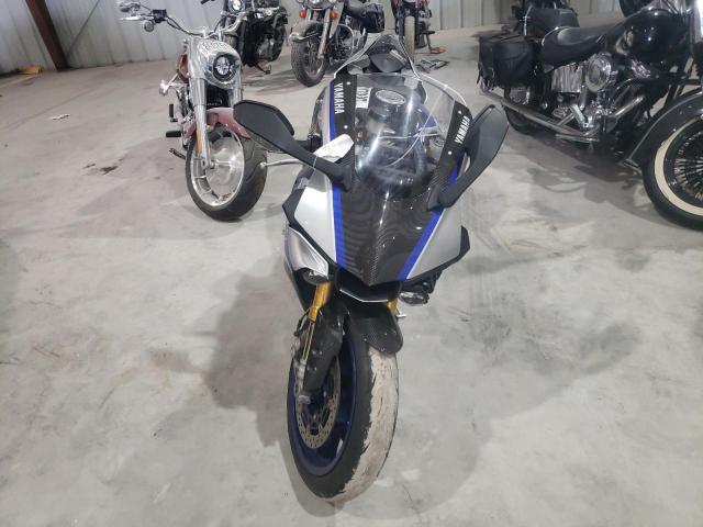 YAMAHA YZFR1M 2018