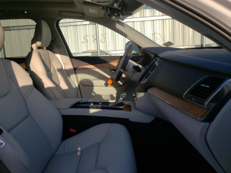 VOLVO XC90 T6 MOMENTUM 2022