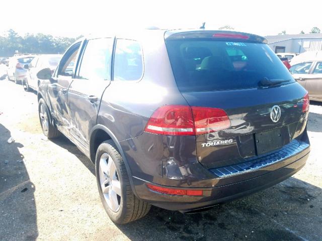 VOLKSWAGEN TOUAREG 2012