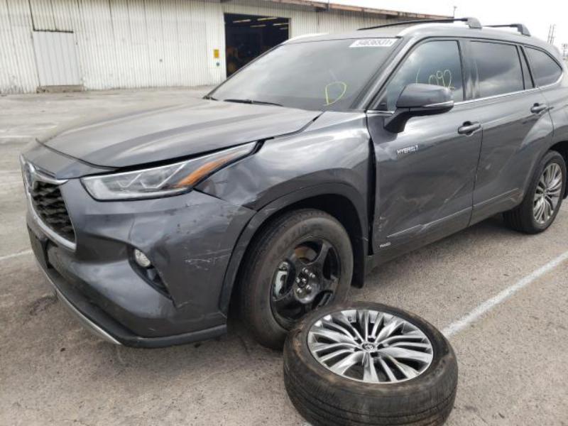 TOYOTA HIGHLANDER HYBRID PLATINUM 2021