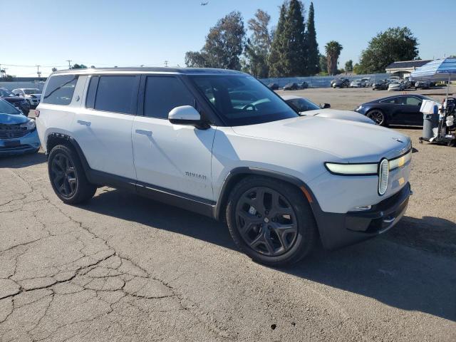 RIVIAN R1S ADVENTURE 2024