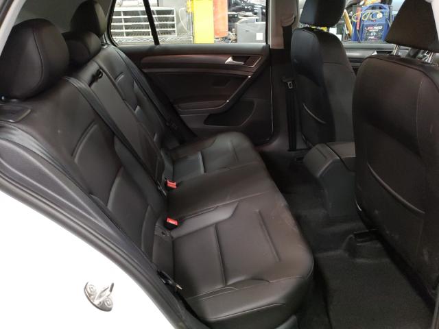 VOLKSWAGEN GOLF 2020
