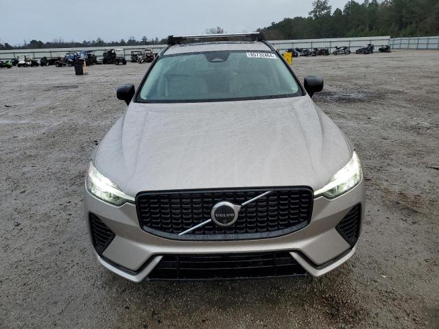VOLVO XC60 PLUS 2024