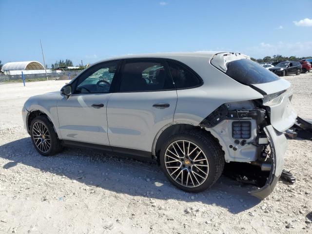 PORSCHE CAYENNE 2020