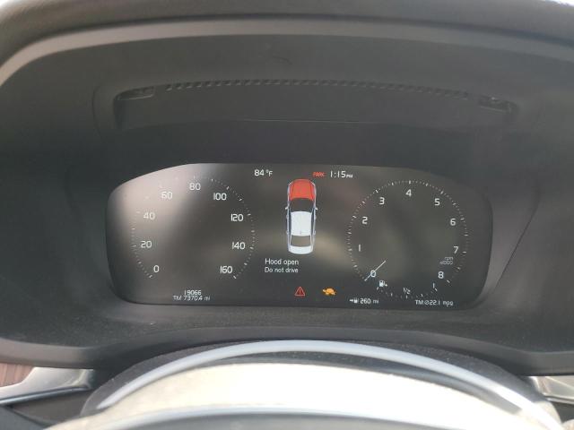 VOLVO S60 B5 MOMENTUM 2022
