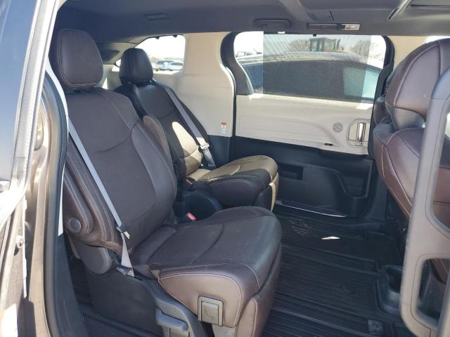 TOYOTA SIENNA LIMITED 2023