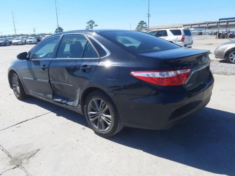 TOYOTA CAMRY LE 2015
