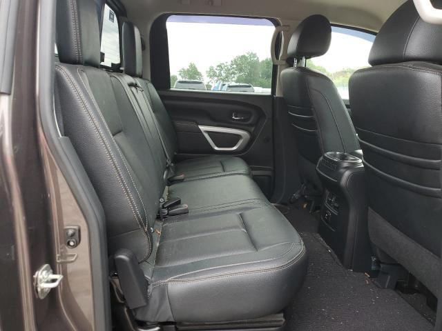 NISSAN TITAN SV 2017
