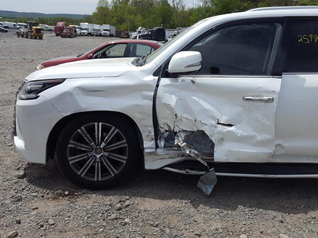 LEXUS LX 570 2016