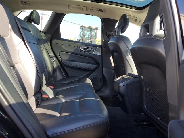 VOLVO XC60 T5 MOMENTUM 2018