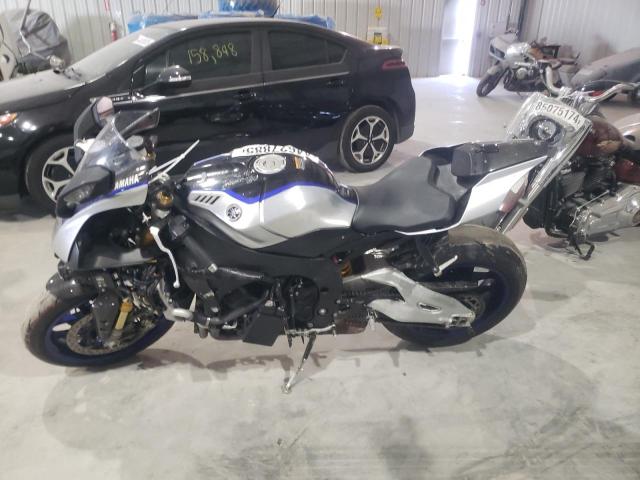 YAMAHA YZFR1M 2018