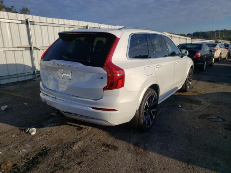 VOLVO XC90 T6 MOMENTUM 2022