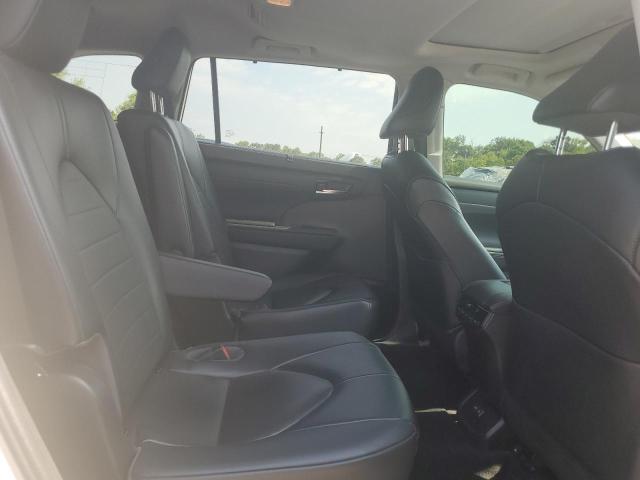 TOYOTA HIGHLANDER HYBRID XLE 2022