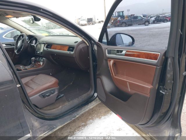 VOLKSWAGEN TOUAREG TDI LUX 2014