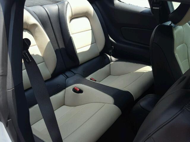 FORD MUSTANG 2015