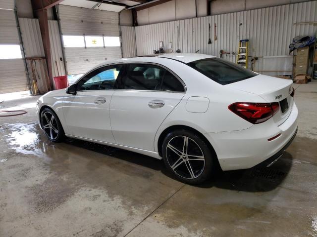 MERCEDES-BENZ A 220 2019