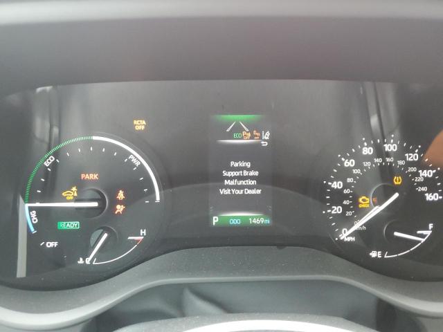 TOYOTA SIENNA XLE 2024