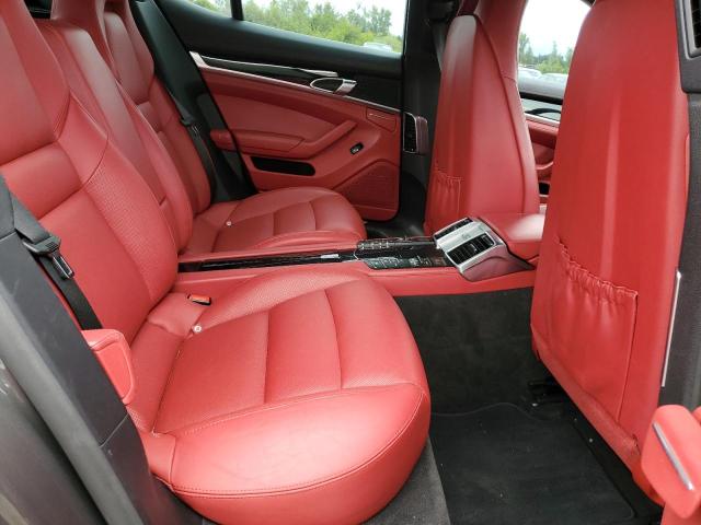 PORSCHE PANAMERA 2 2016