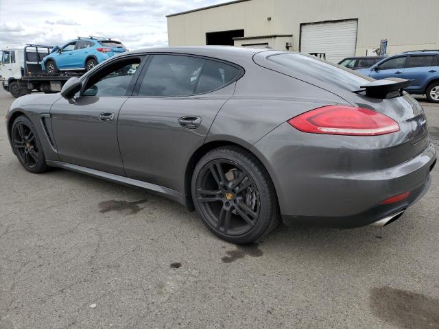 PORSCHE PANAMERA 2 2016